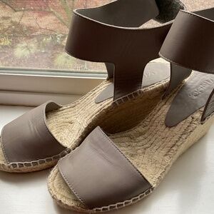 Vince  Braided Jute Wedge Sandal Size 8